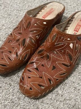 PIKOLINOS Brown Leather Cutout Mule Sandals Size 40 9/9.5
